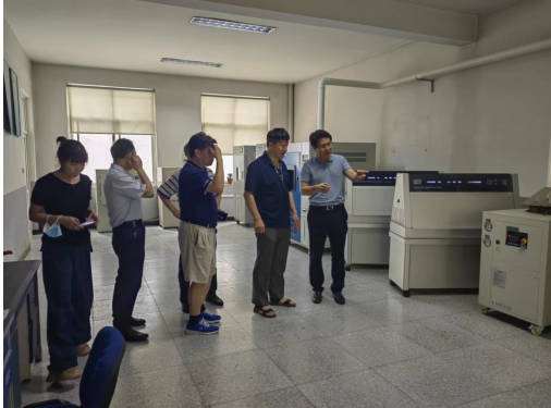 清華大學(xué)、北化工大學(xué)專家蒞臨天罡興泰孵化基地交流考察