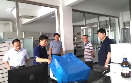 清華大學(xué)、北化工大學(xué)專家蒞臨天罡興泰孵化基地交流考察