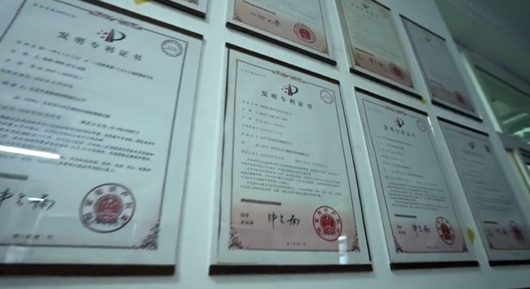 喜訊！天罡助劑獲評“中國塑料助劑行業(yè)十強(qiáng)企業(yè)”榮譽(yù)稱號